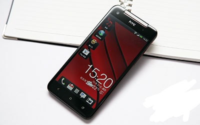 hTC Butterfly پرواز با بال‌های میلیونی 1