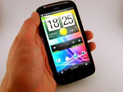 h www.writeage.comimageshtcsensationmobilereview44.jpg HTC Sensation اولین غول دوهسته ای تایوان